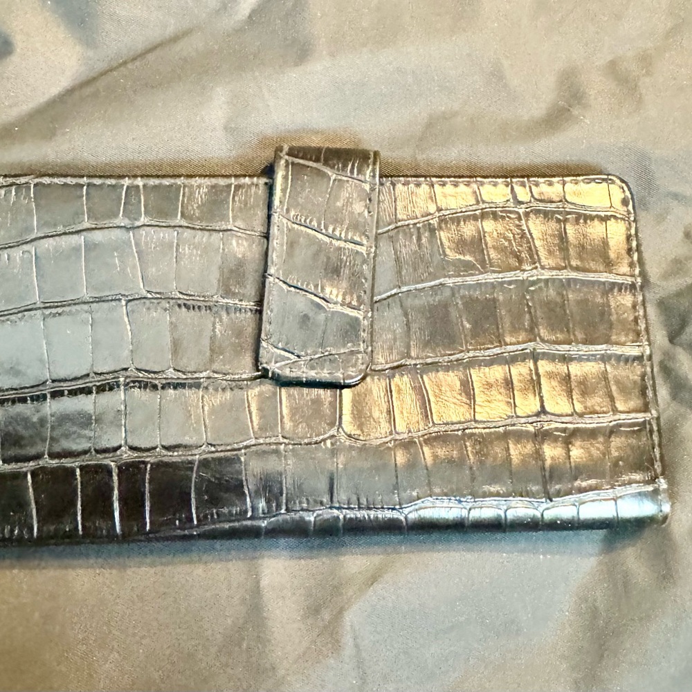 Black Crocodile Embossed Wallet